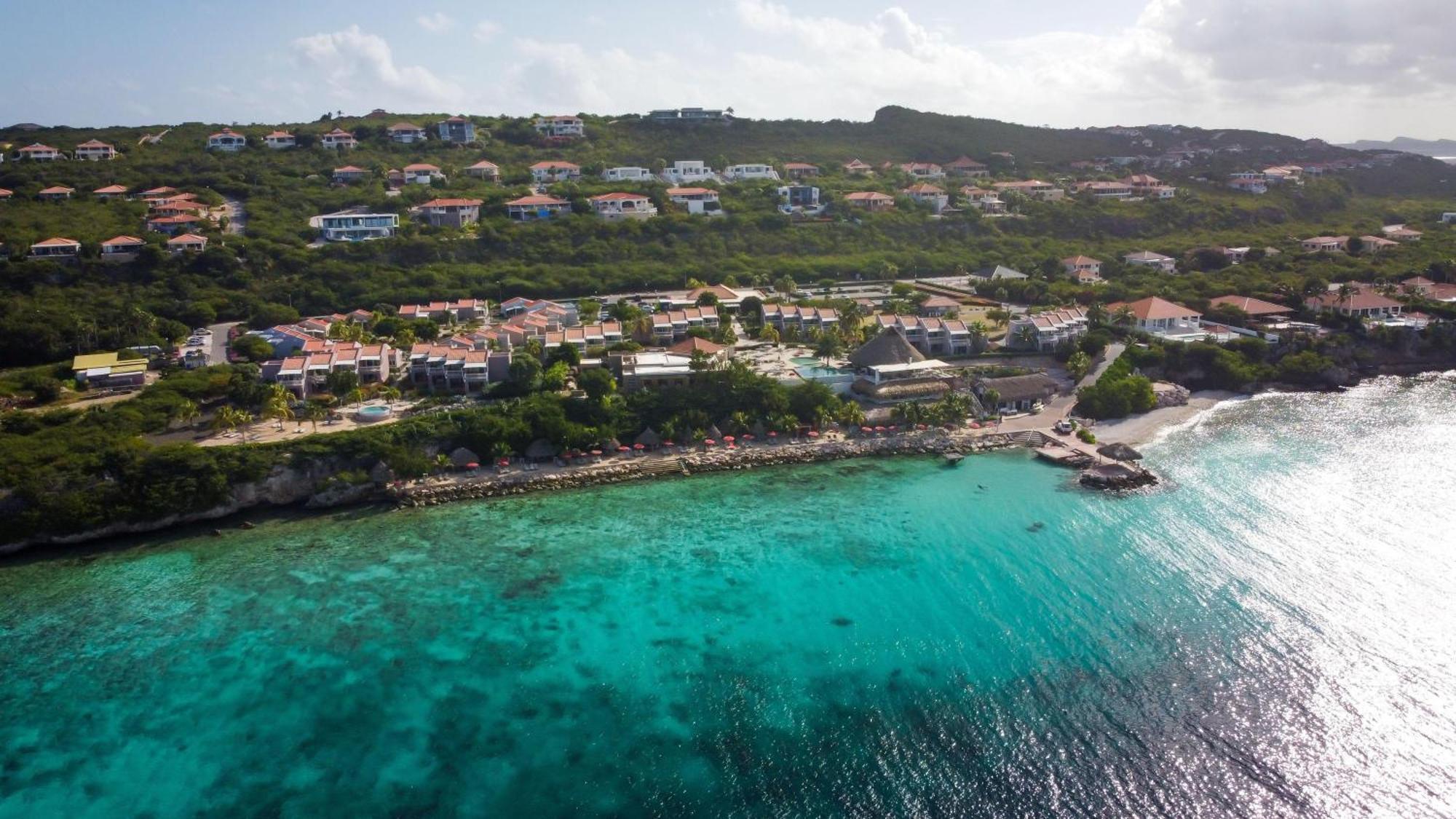 Coral Estate Luxury Resort Willibrordus 外观 照片