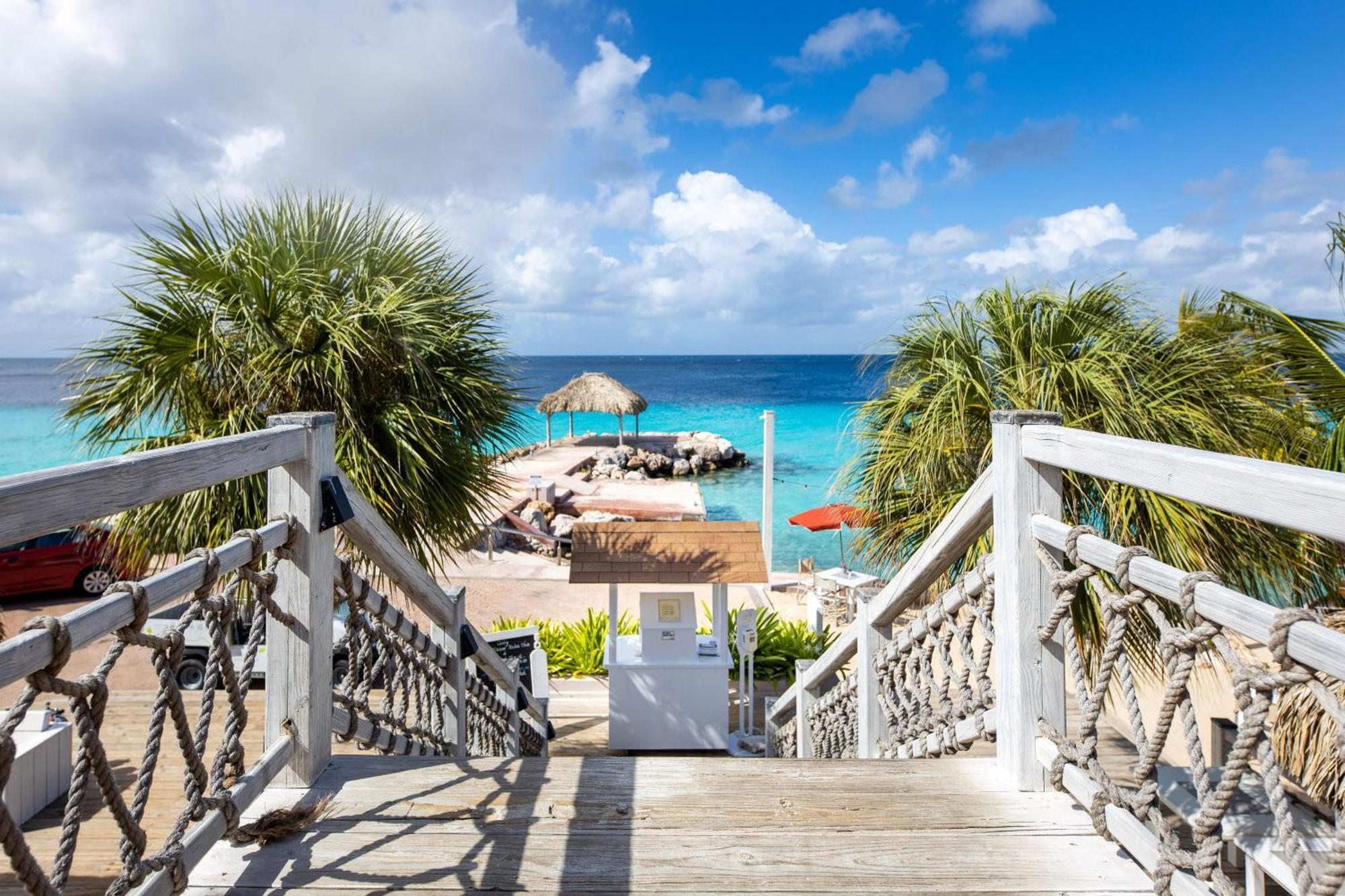 Coral Estate Luxury Resort Willibrordus 外观 照片
