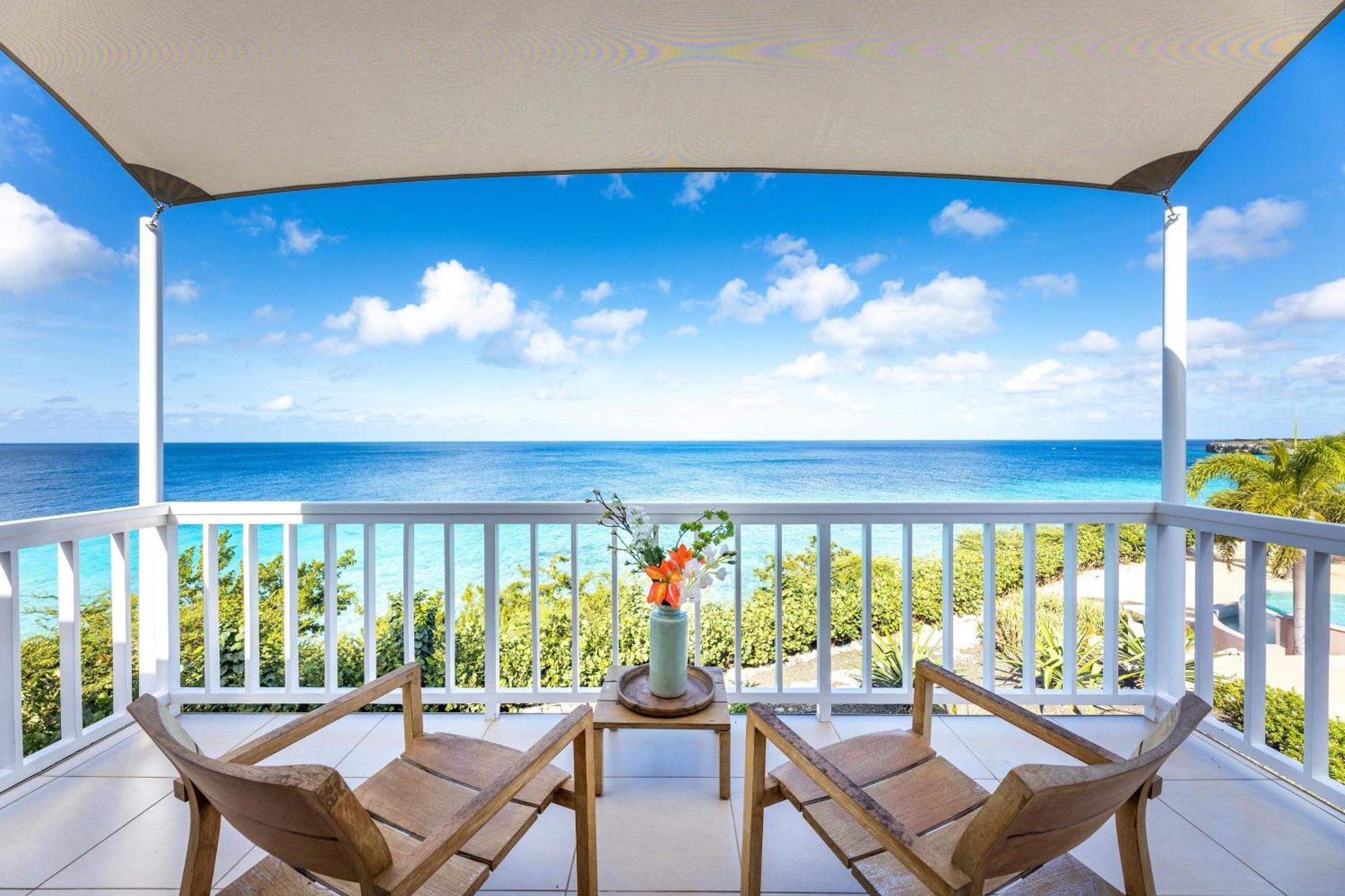 Coral Estate Luxury Resort Willibrordus 外观 照片