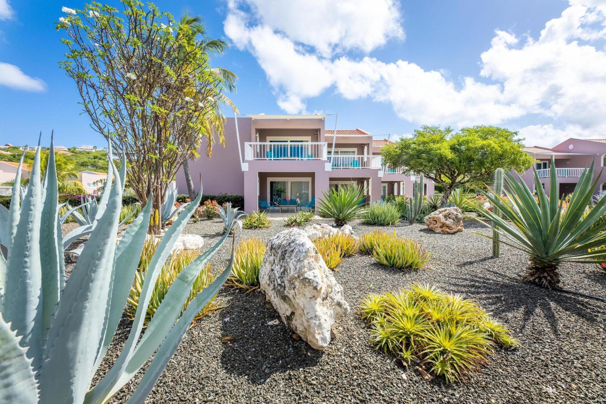 Coral Estate Luxury Resort Willibrordus 外观 照片